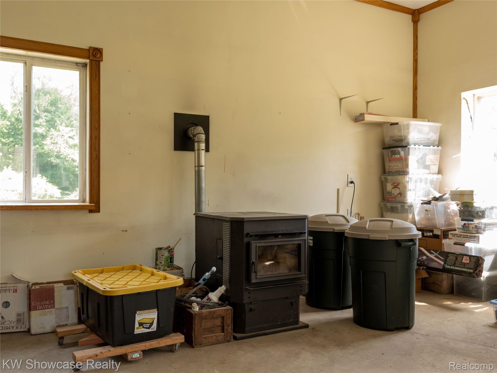 6020 North Tipsico Lake Road Holly, MI 48442 - Photo 43 of 54 43 INTERIOR SHOP BACK HALF.jpg
