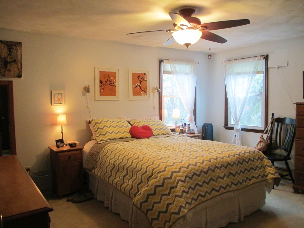 34 Cedar Road Holden, MA 01520 - Photo 12 of 22 Gallery Image 12