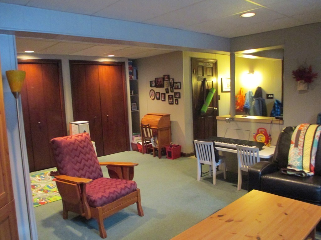 34 Cedar Road Holden, MA 01520 - Photo 19 of 22 Gallery Image 19