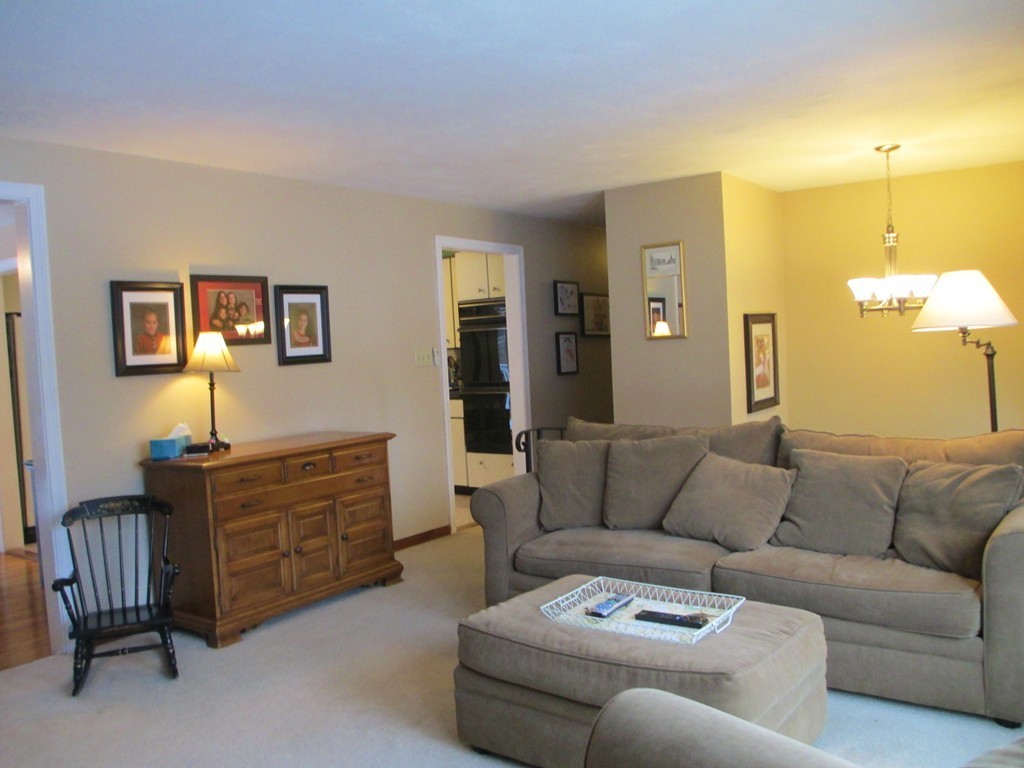 34 Cedar Road Holden, MA 01520 - Photo 3 of 22 Gallery Image 3