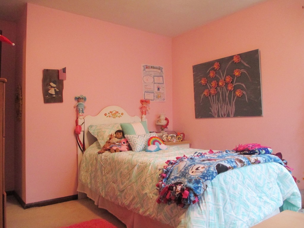34 Cedar Road Holden, MA 01520 - Photo 10 of 22 Gallery Image 10
