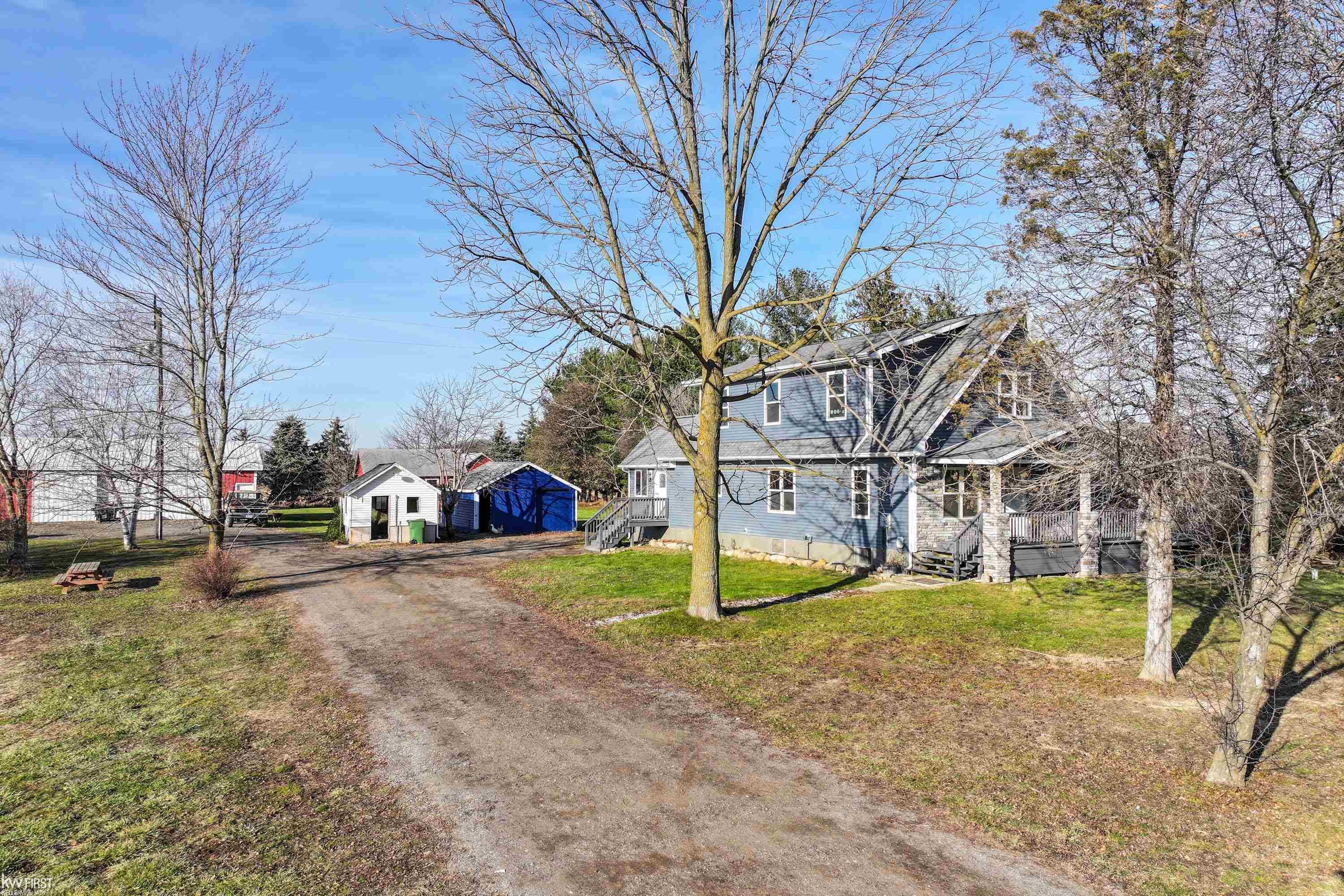 253 North Smith Road Owosso, MI 48867 - Photo 5 of 57