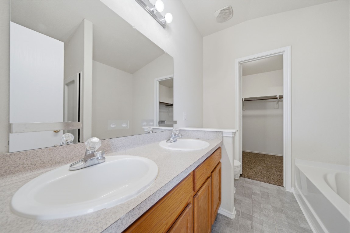 730 Remwick Drive Houston, TX 77073 - Photo 11 of 19