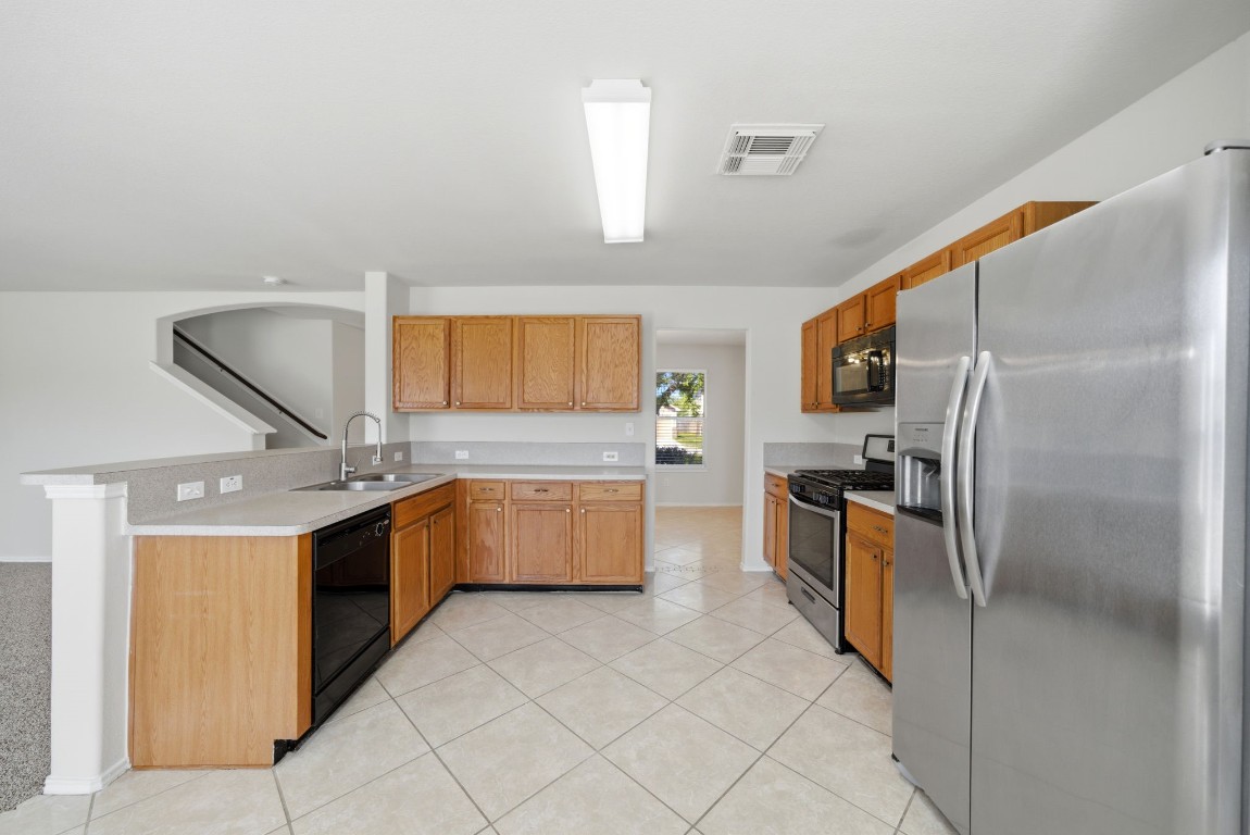 730 Remwick Drive Houston, TX 77073 - Photo 5 of 19