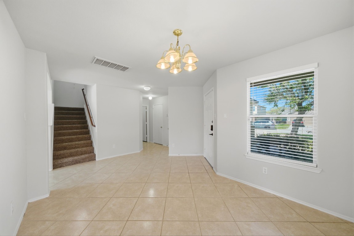 730 Remwick Drive Houston, TX 77073 - Photo 7 of 19