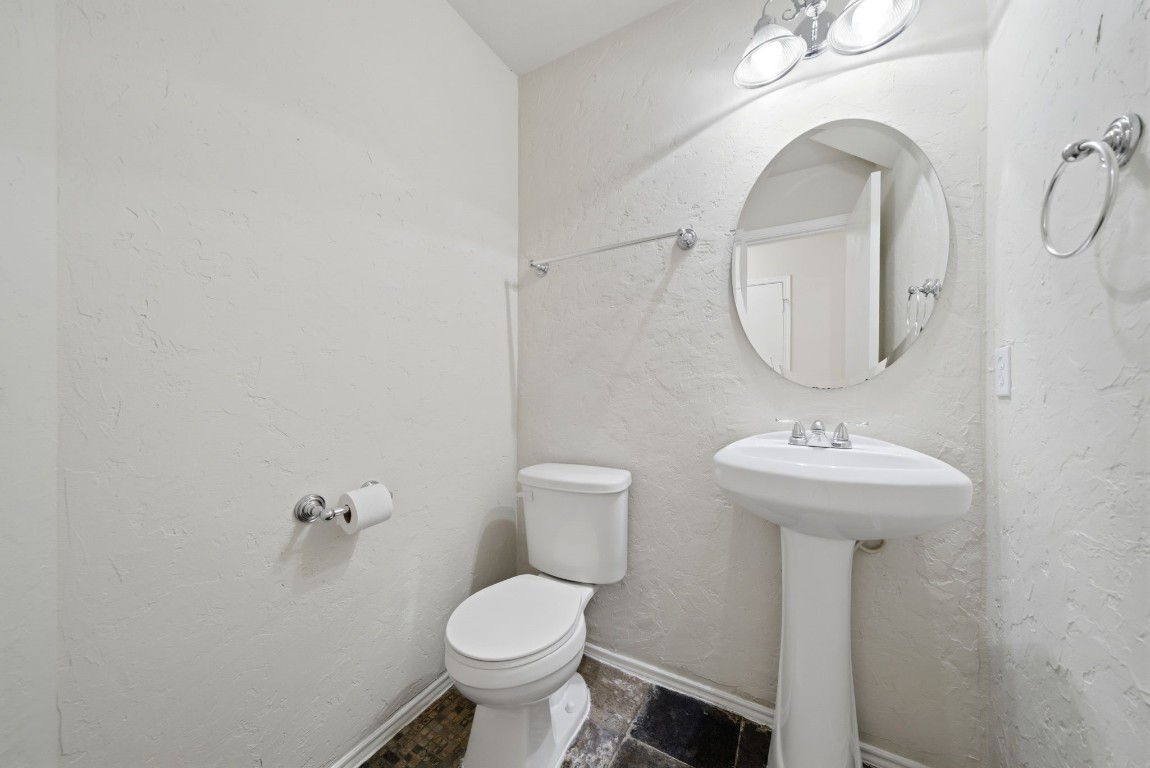 730 Remwick Drive Houston, TX 77073 - Photo 8 of 19