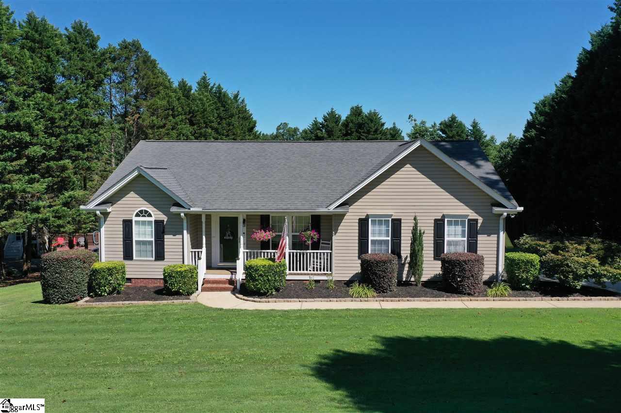 105 Rochester Court Easley, SC 29640 - Photo 1 of 25