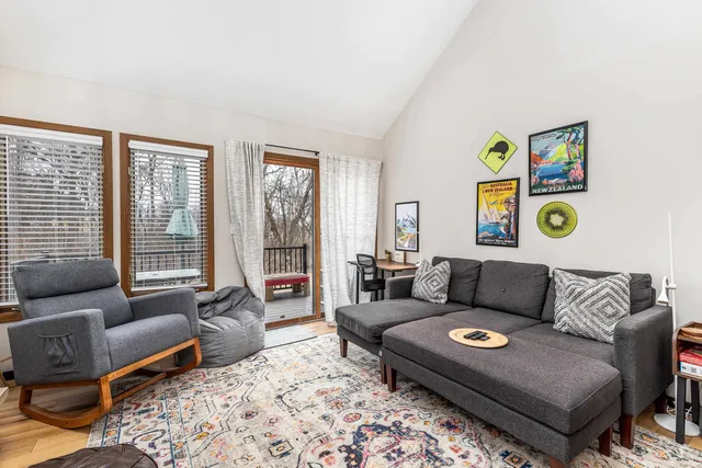 $230,000 | 43 Spring Creek Lane, Galena, IL 61036