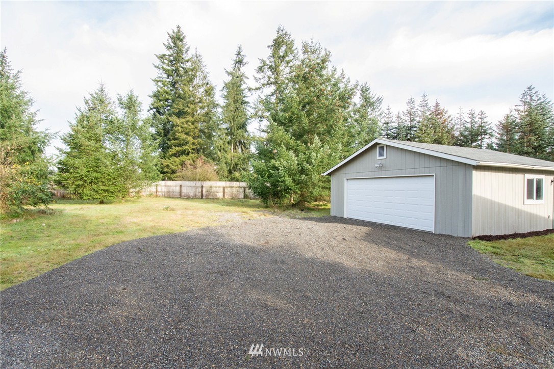 9118 176th Avenue Southwest Rochester, WA 98579 - Photo 22 of 24