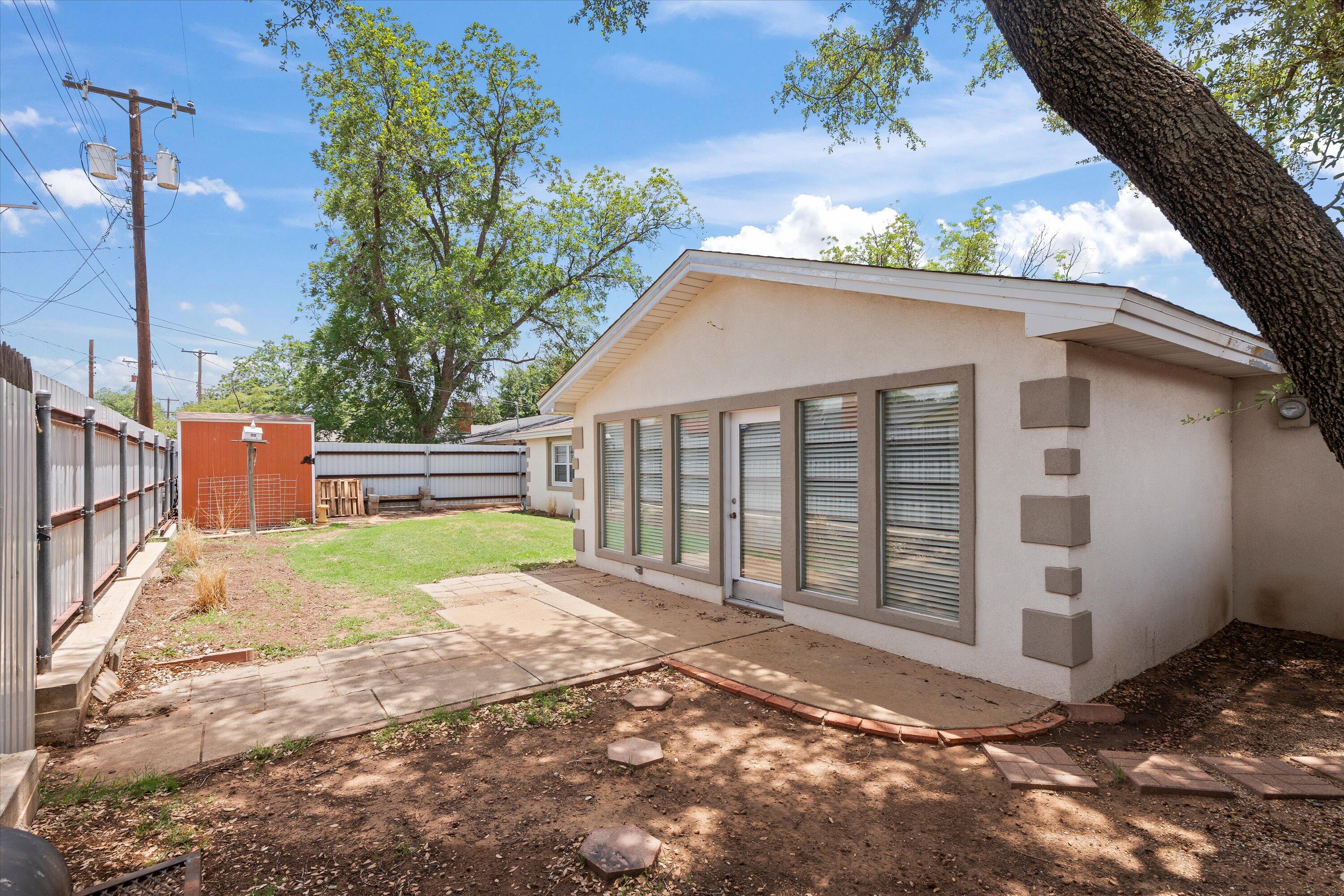 2114 70th Street Lubbock, TX 79412 - Photo 28 of 33 30-2114 70th St