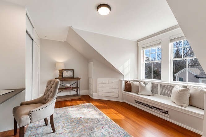 6 Hayes Avenue Lexington, MA 02420 - Photo 30 of 34 a living room with furniture and a window