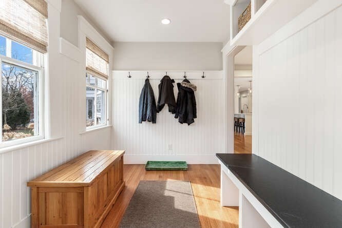 6 Hayes Avenue Lexington, MA 02420 - Photo 32 of 34