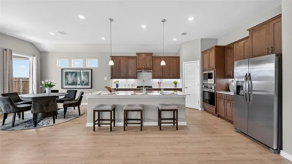 $463,120 | 10417 Palmetto Street, Grand Prairie, TX 76065