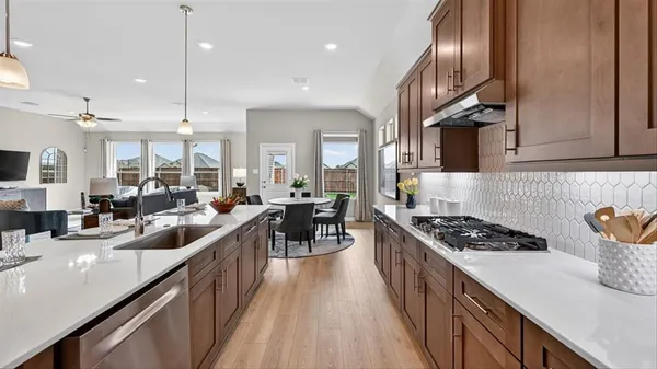 $463,120 | 10417 Palmetto Street, Grand Prairie, TX 76065