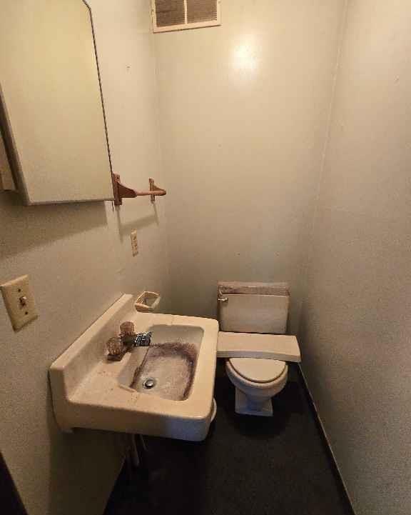 202 Grasshopper Road Winchester, KS 66097 - Photo 8 of 16