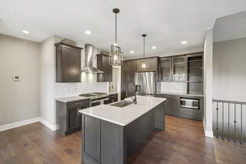 $699,900 | 2109 Korgen Drive, Stoughton, WI 53589