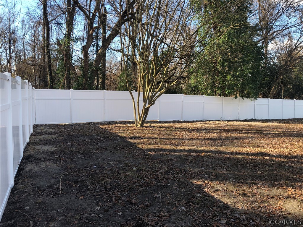 1310 Arlington Road Hopewell, VA 23860 - Photo 5 of 39 Gallery Image 5