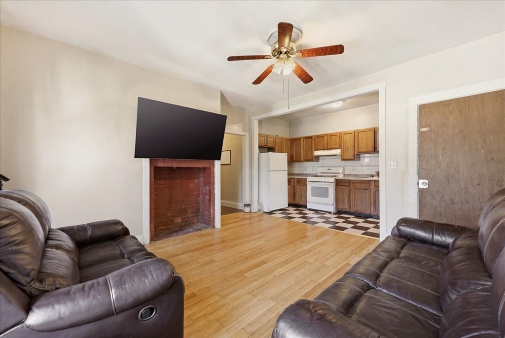 201-203 4th Street Fall River, MA 02721 - Photo 14 of 39