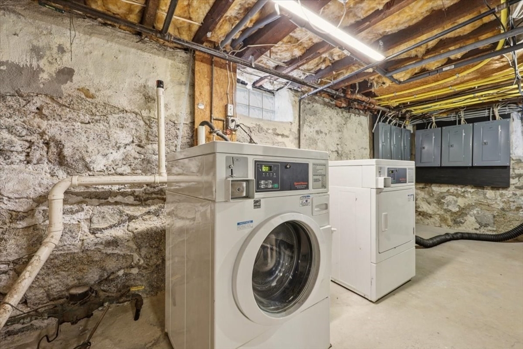 201-203 4th Street Fall River, MA 02721 - Photo 8 of 39