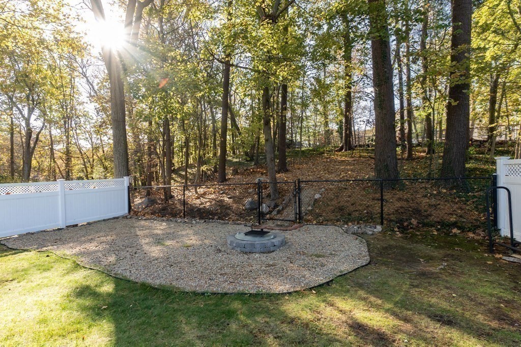 51 Putnam Road Reading, MA 01867 - Photo 20 of 28 Gallery Image 20