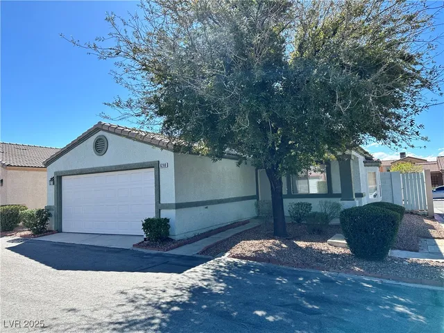 $1,750 | 5290 Panguitch Drive, Las Vegas, NV 89122