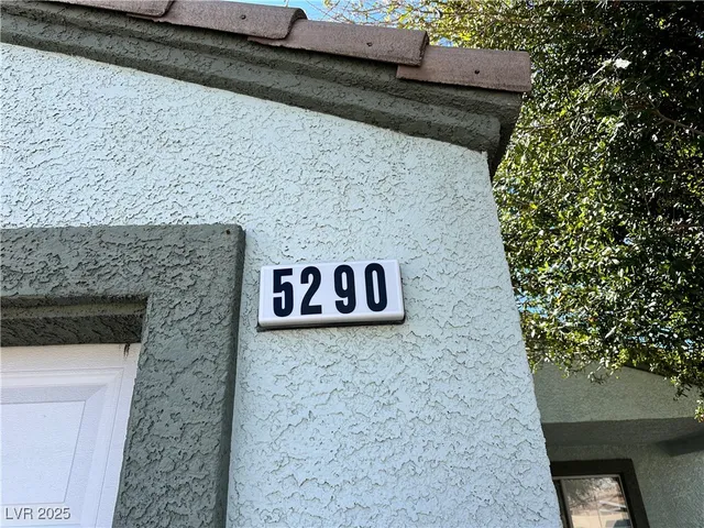$1,750 | 5290 Panguitch Drive, Las Vegas, NV 89122