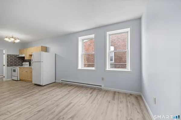 $1,250 | 60 Center Street, Unit 9, Wallingford, CT 06492