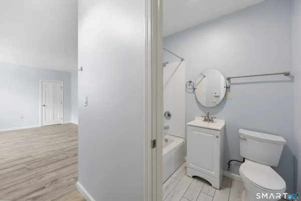 $1,250 | 60 Center Street, Unit 9, Wallingford, CT 06492