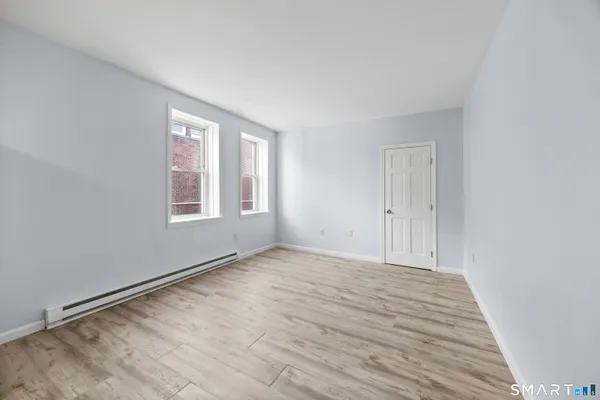 $1,250 | 60 Center Street, Unit 9, Wallingford, CT 06492