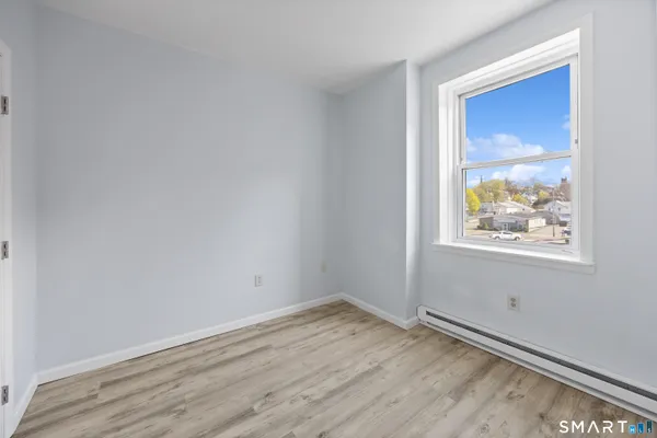 $1,250 | 60 Center Street, Unit 9, Wallingford, CT 06492