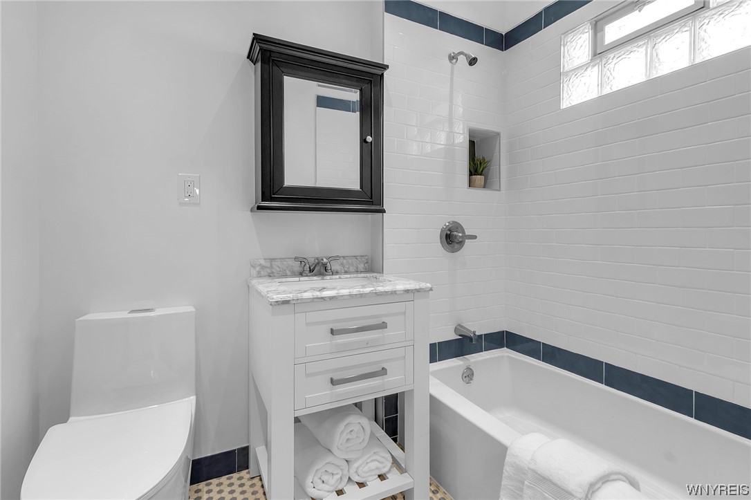 853 Prospect Avenue Buffalo, NY 14213 - Photo 16 of 49