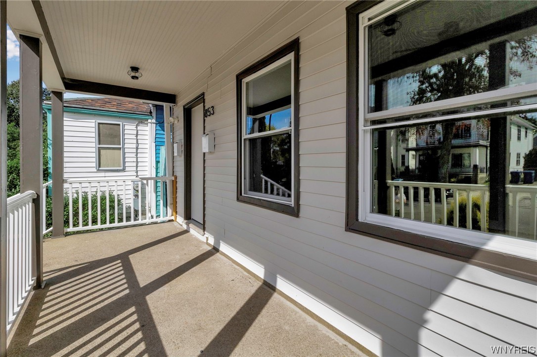853 Prospect Avenue Buffalo, NY 14213 - Photo 2 of 49