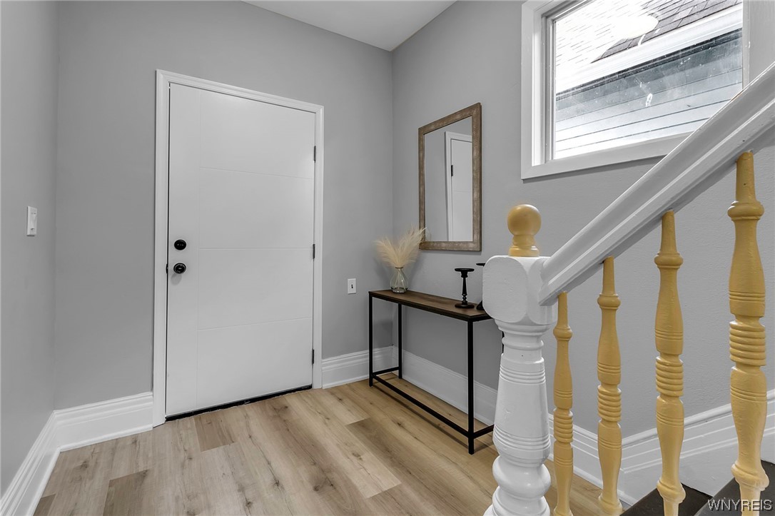 853 Prospect Avenue Buffalo, NY 14213 - Photo 3 of 49