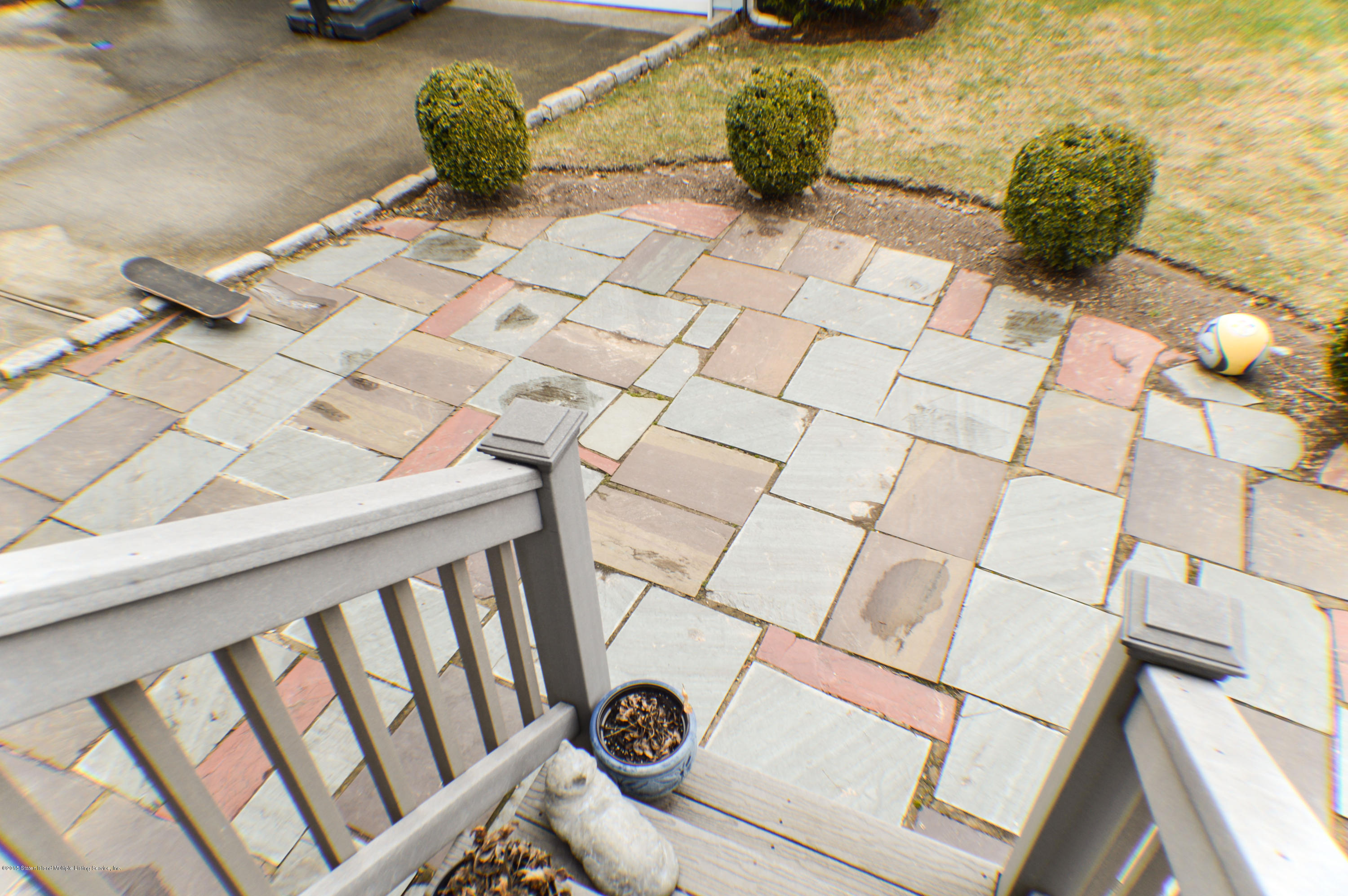 268 Rice Avenue Staten Island, NY 10314 - Photo 22 of 24 DSC_5128.jpg