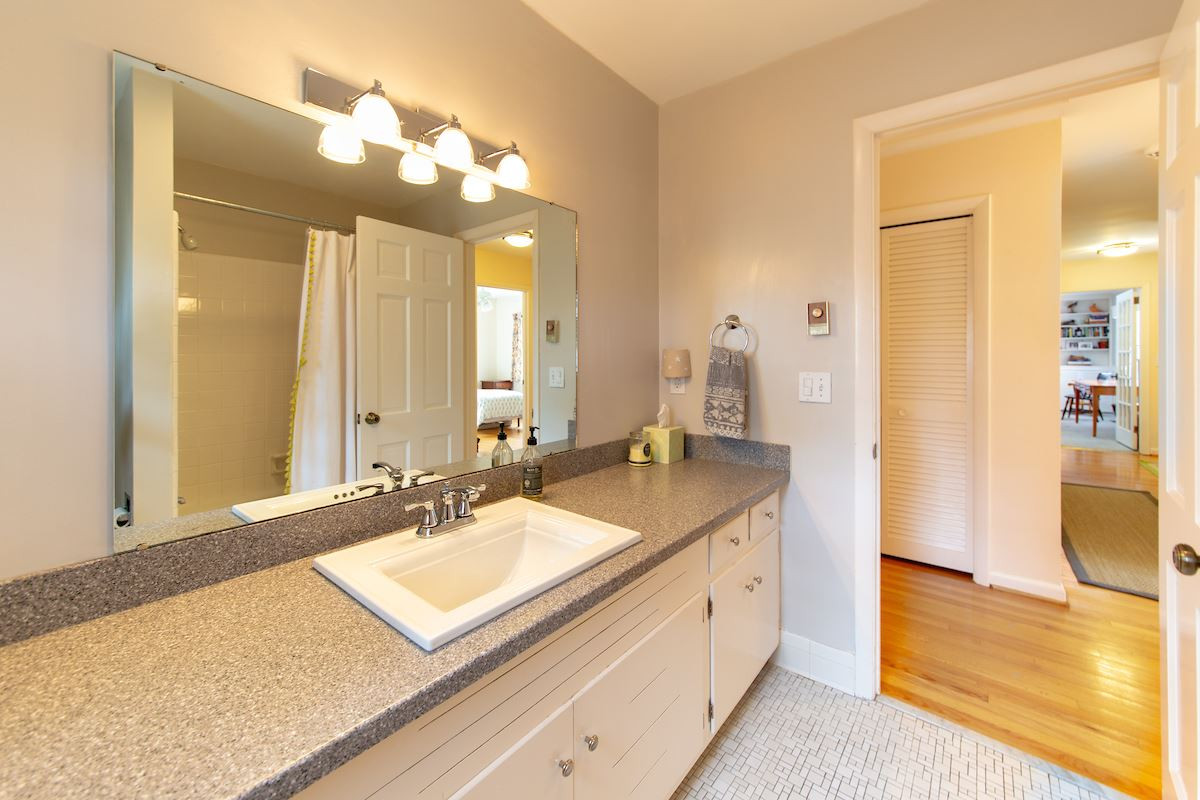 2404 Alpine Road Durham, NC 27707 - Photo 21 of 30 Photo 21