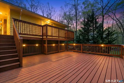 $558,000 | 42 Harrison Road, Guilford, CT 06437