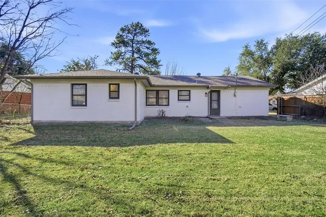 $275,000 | 4712 Carlyle Drive, Fort Worth, TX 76132