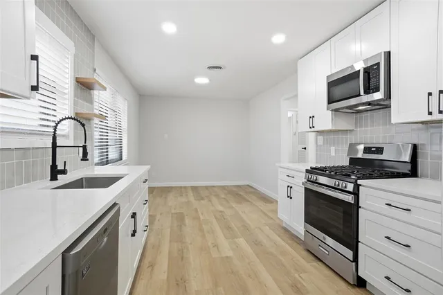 $275,000 | 4712 Carlyle Drive, Fort Worth, TX 76132