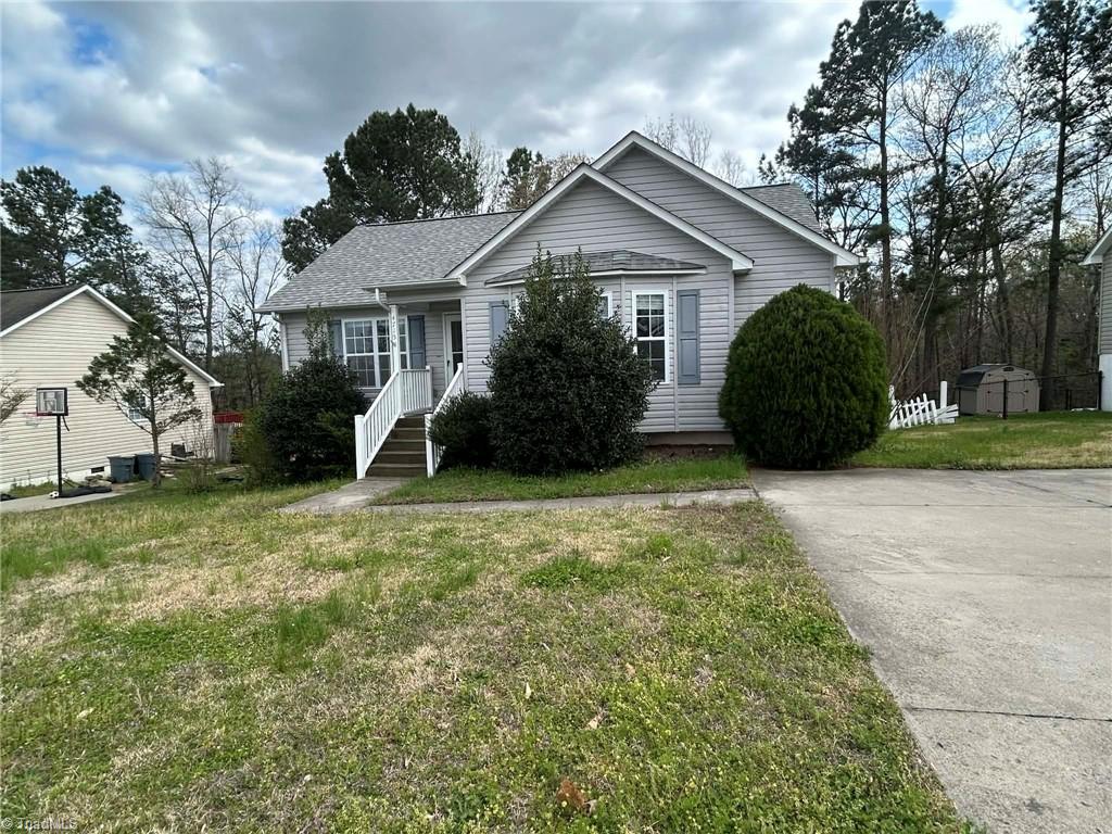 4715 Beckel Road Winston-Salem, NC 27127 - Photo 3 of 22