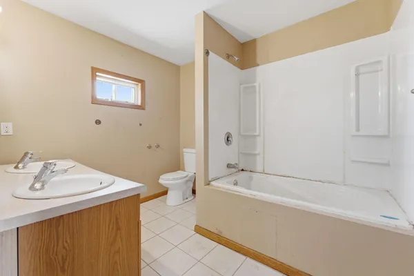 $129,900 | 132 Gates Avenue, Kenyon, MN 55946