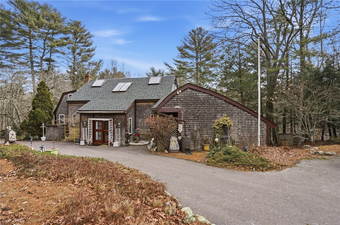 186 Arcadia Road Hopkinton, RI 02832 - Photo 1 of 27 Exterior front with circular driveway and plenty of parking