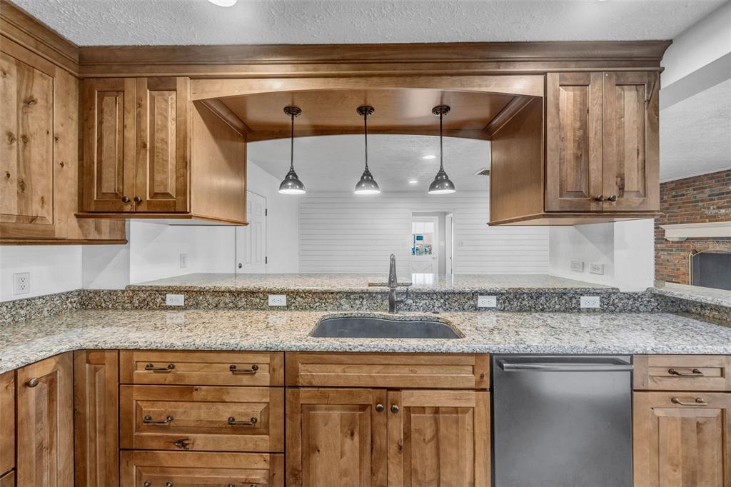 6902 Potts Road Riverview, FL 33569 - Photo 14 of 83