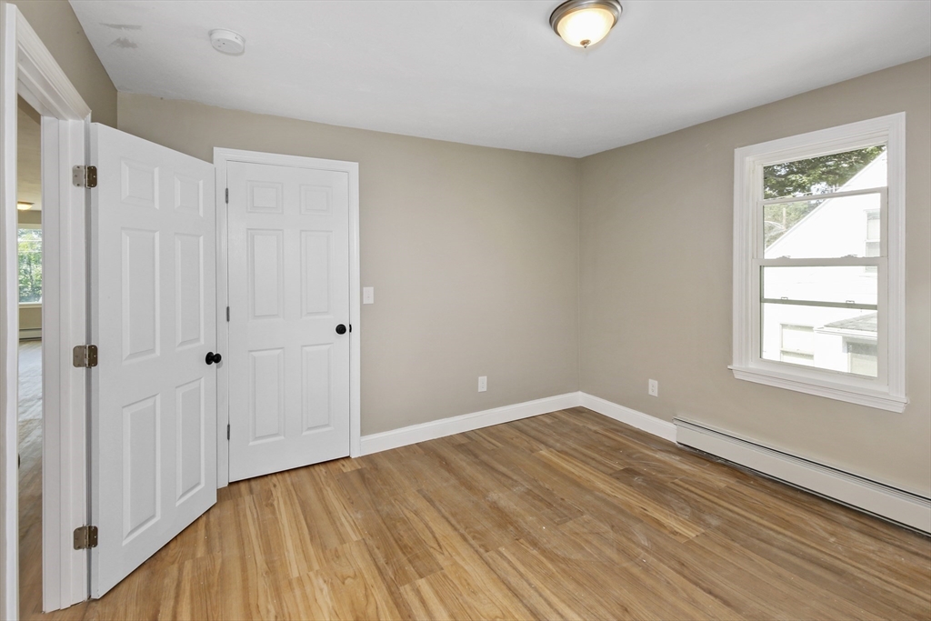 14 Nelson Street Webster, MA 01570 - Photo 13 of 30 Gallery Image 13