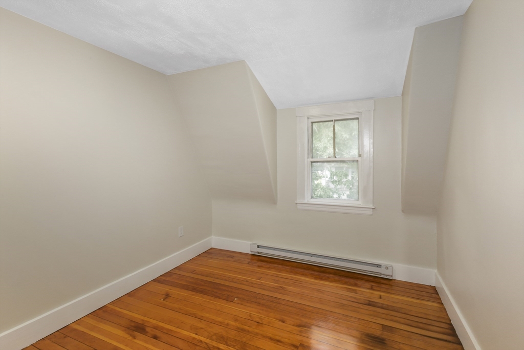 14 Nelson Street Webster, MA 01570 - Photo 21 of 30 Gallery Image 21