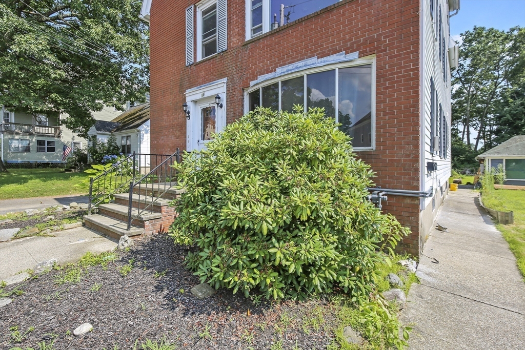 14 Nelson Street Webster, MA 01570 - Photo 28 of 30 Gallery Image 28