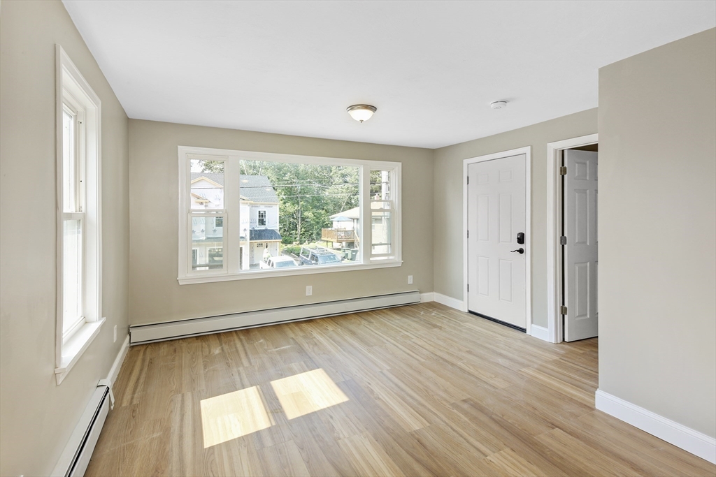 14 Nelson Street Webster, MA 01570 - Photo 10 of 30 Gallery Image 10