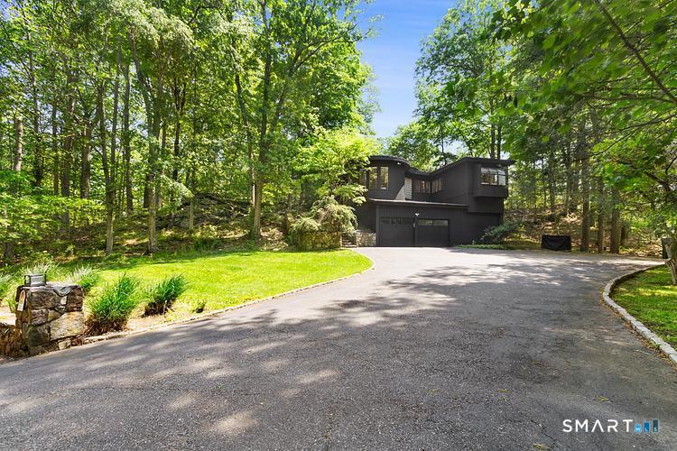 195 Steep Hill Road Weston, CT 06883 - Photo 31 of 32