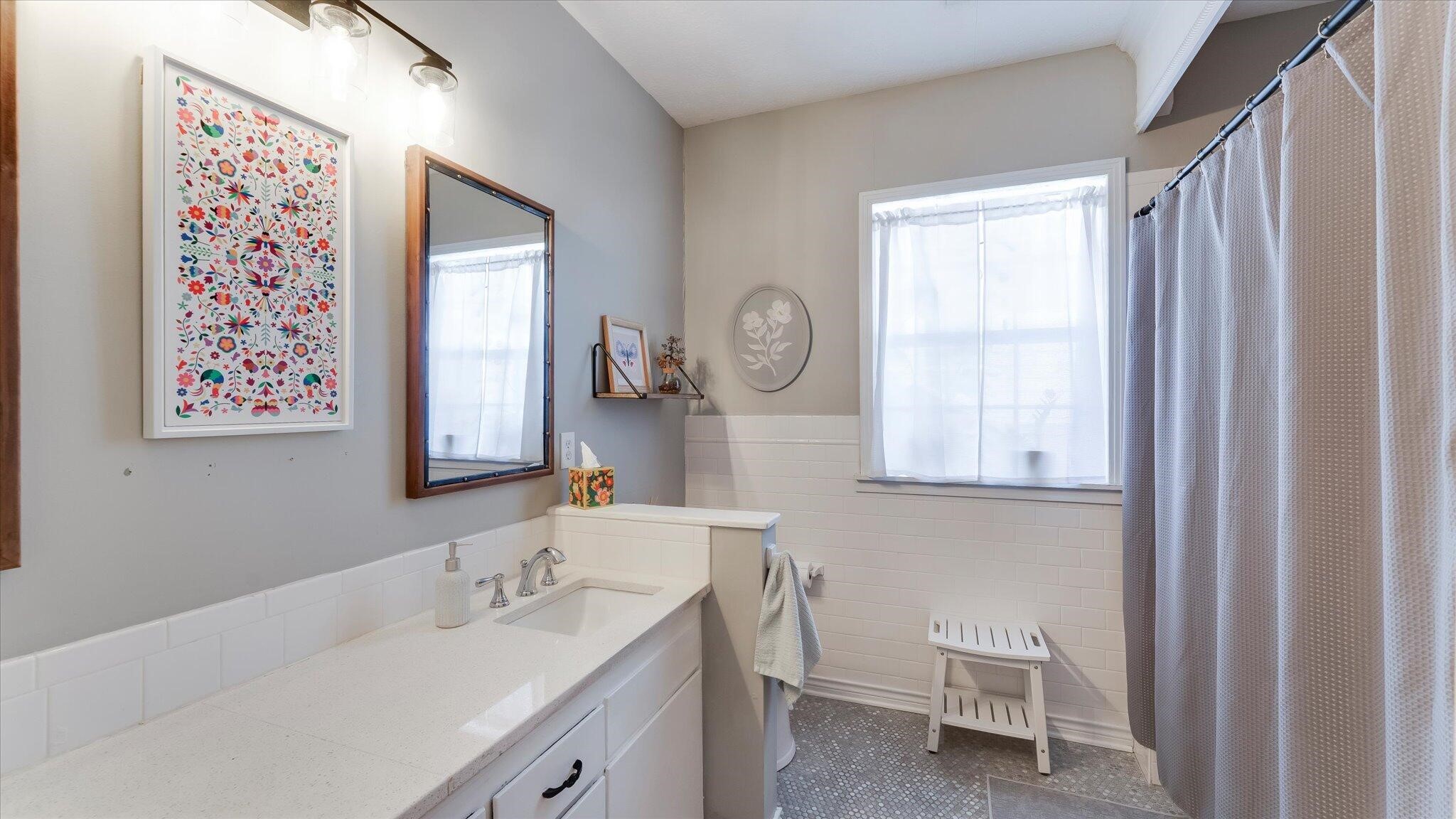 1012 Edwards Street Houston, TX 77007 - Photo 18 of 39