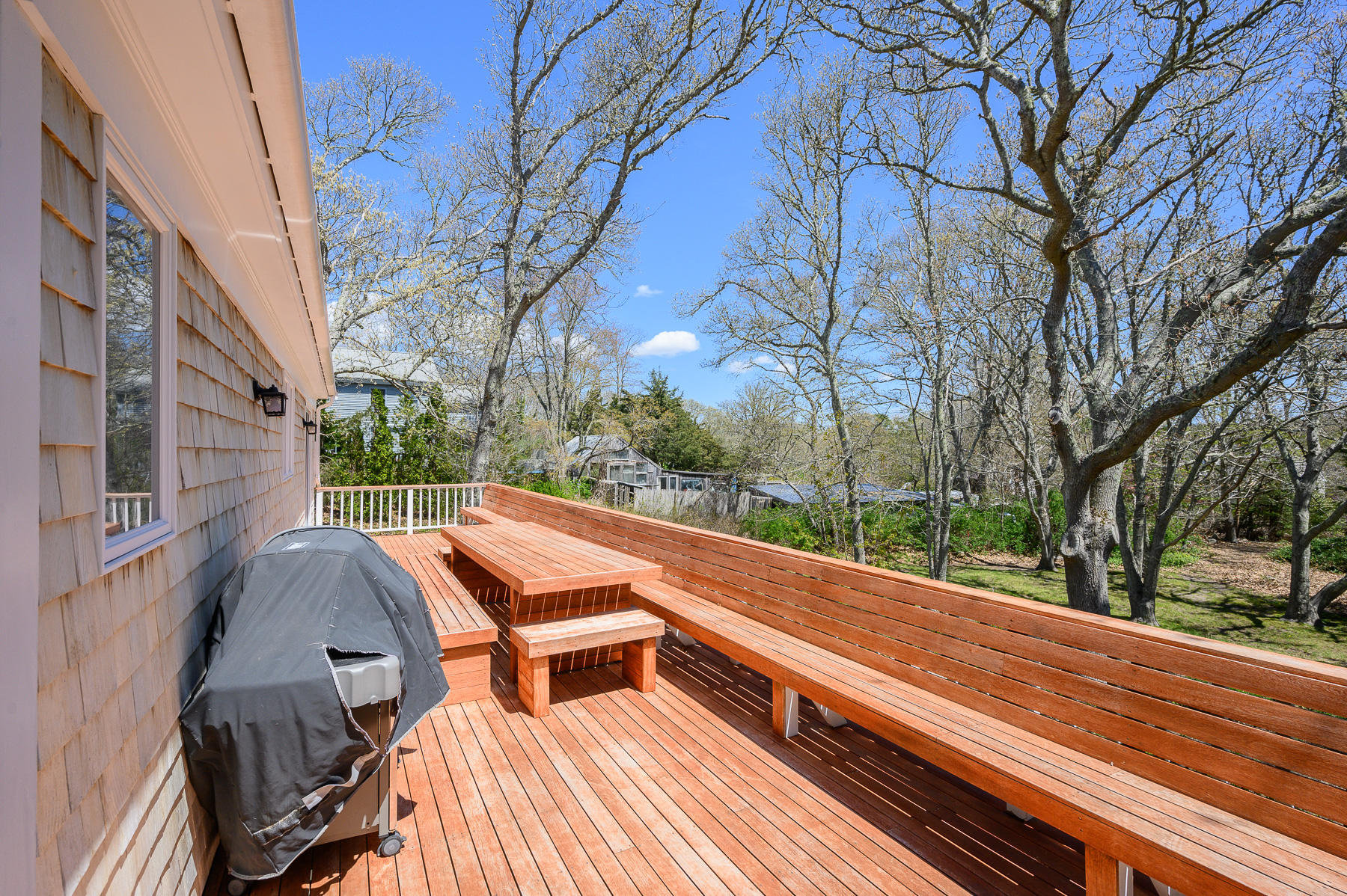 1221 County Road Cataumet, MA 02534 - Photo 7 of 42 Large Deck