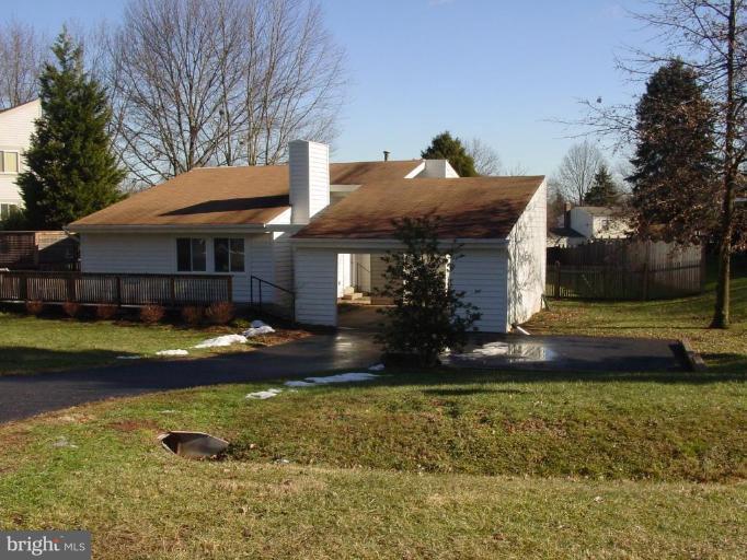 17413 Collier Way Poolesville, MD 20837 - Photo 1 of 21 Exterior (Main)